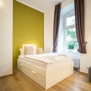 https://traumberg-flats.find-berlin-hotels.com