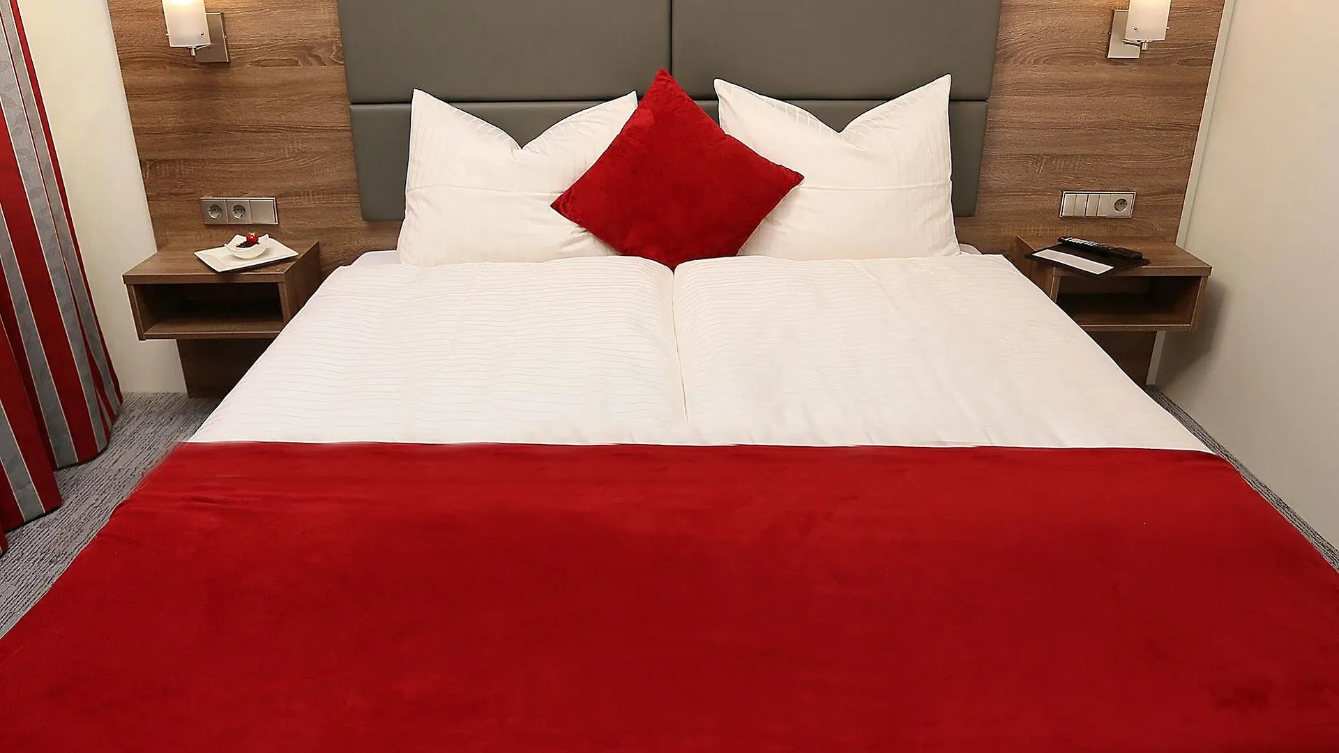 Naam Hotel & Apartments Frankfurt City-Messe Airport Frankfurt am Main